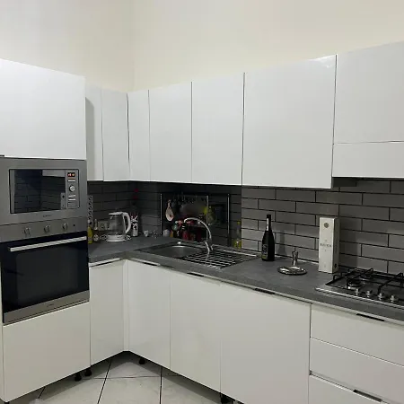 Апартаменти Inside Sedil Dominova House