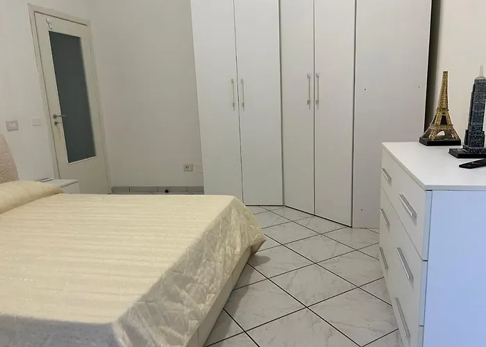 Apartment Inside Sedil Dominova House